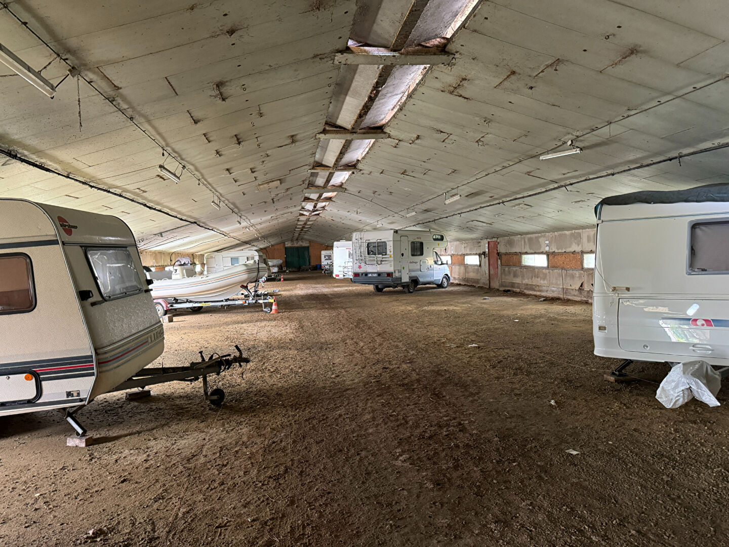 Photo HANGAR 1000 m² LANGUIDIC image 2/4