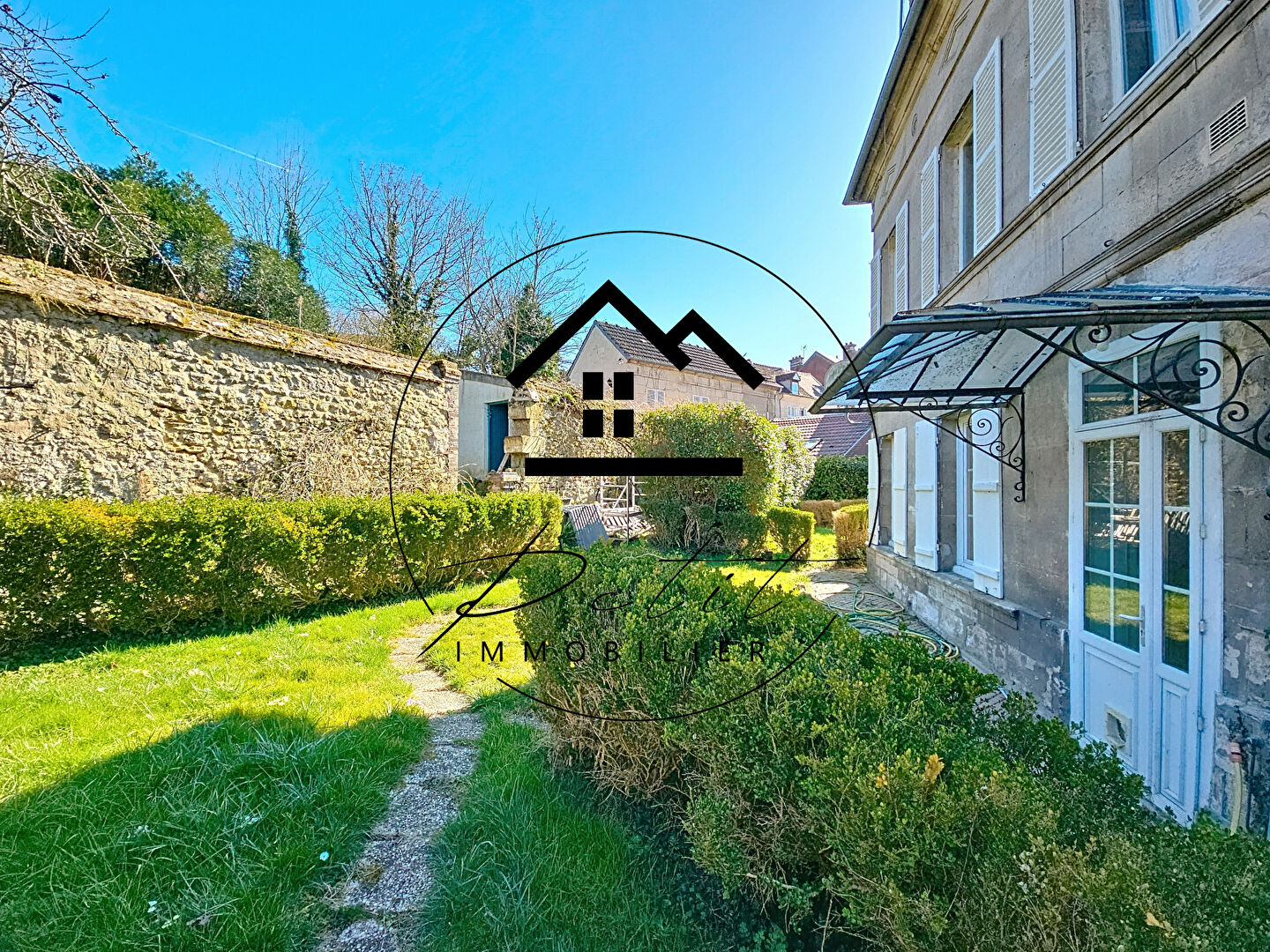 Photo Maison bourgeoise 6 ch+2 appartements, Clermont image 2/6