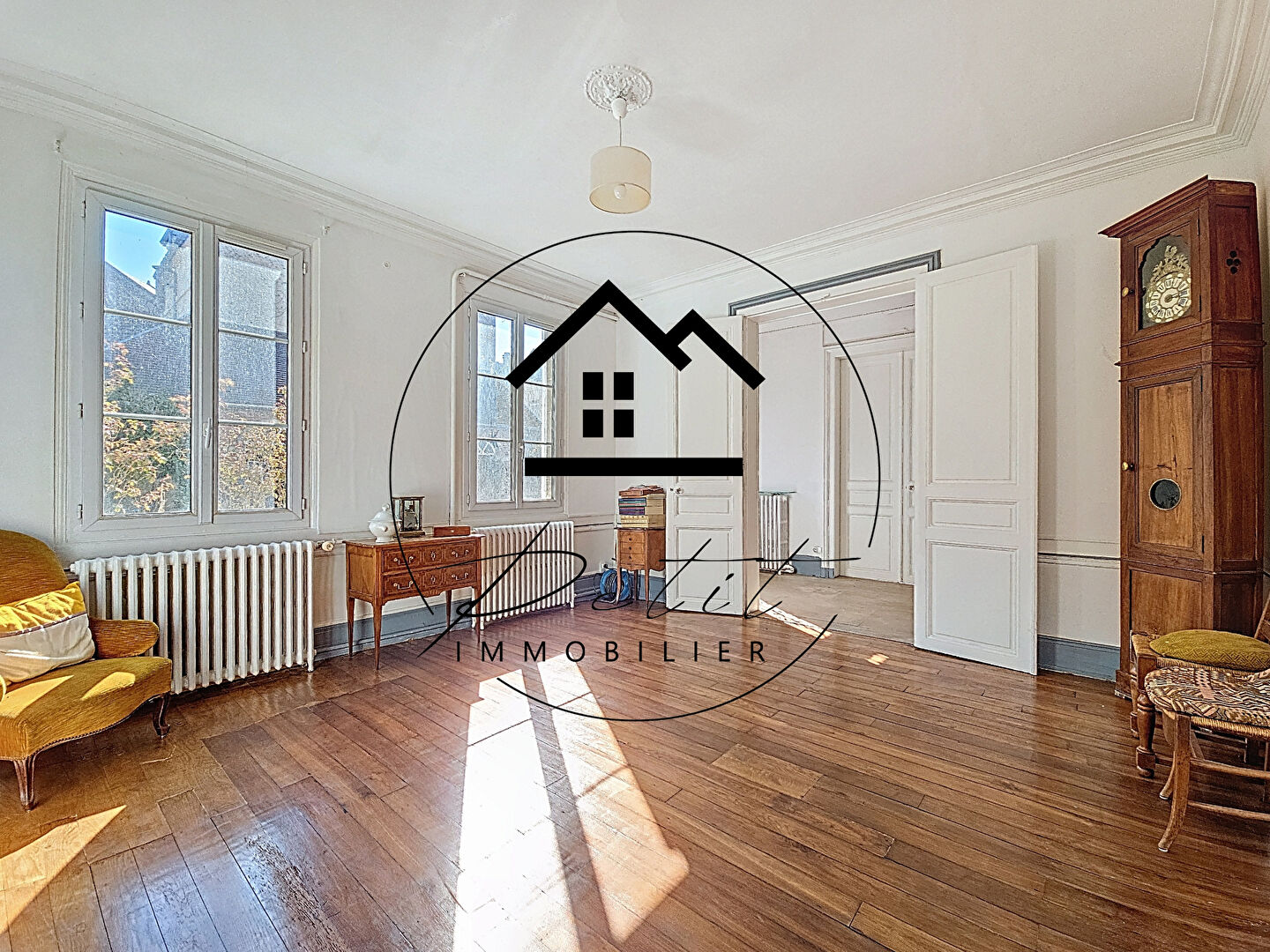 Photo Maison bourgeoise 6 ch+2 appartements, Clermont image 3/6