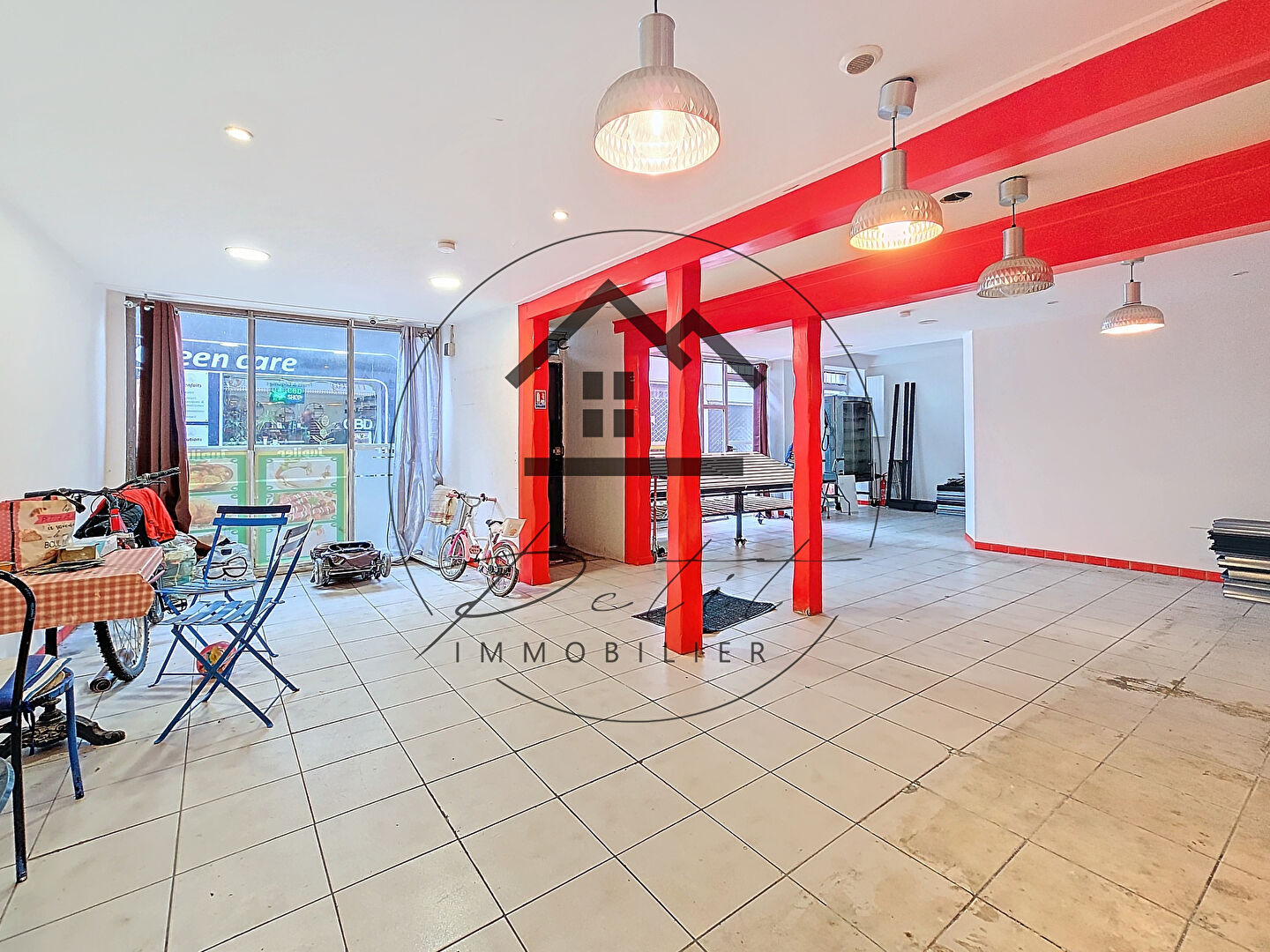 Photo Immeuble Mouy 155m² image 4/6