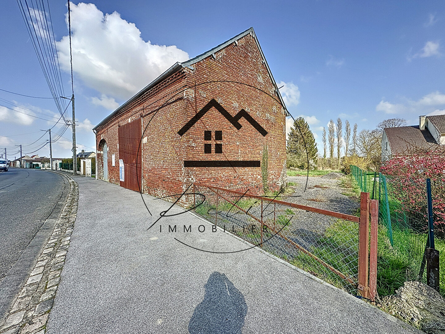 Photo Une grange à rénover. image 3/6