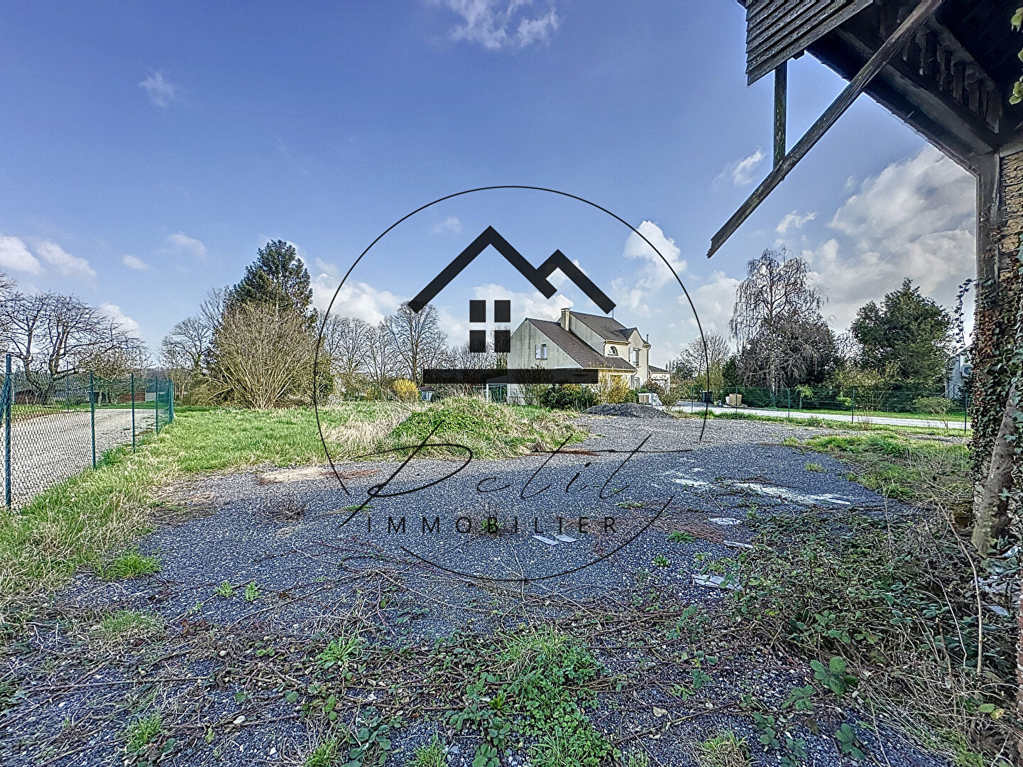 Photo Une grange à rénover. image 4/6