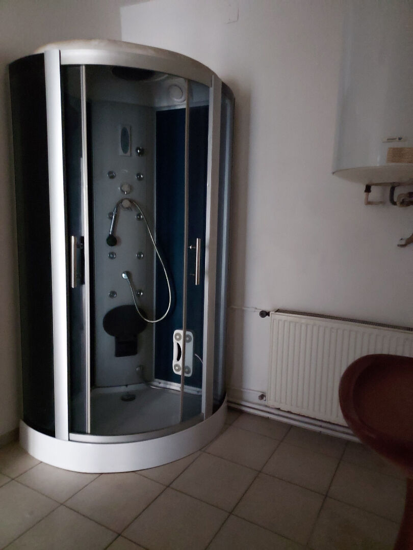 Photo Maison Charmes 7 pièce(s) 185 m2 image 3/6