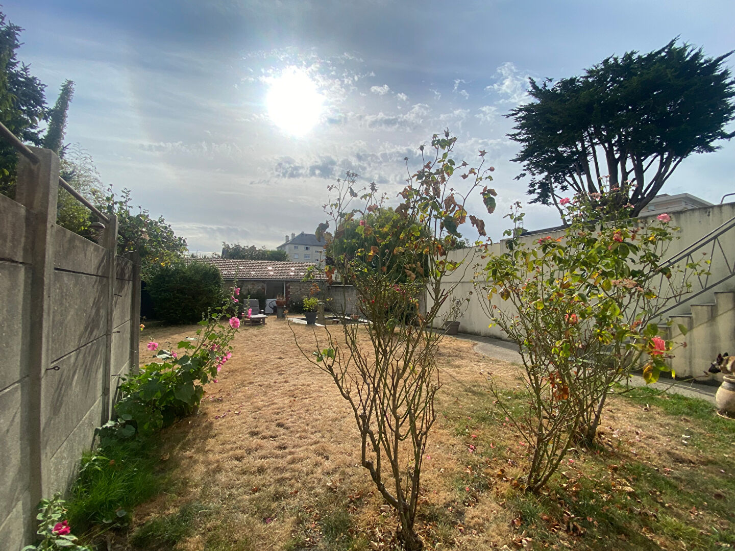 Photo MAISON A LOUER A CHERBOURG QUARTIER PASTEUR AVEC GARAGE ET JARDIN image 1/6