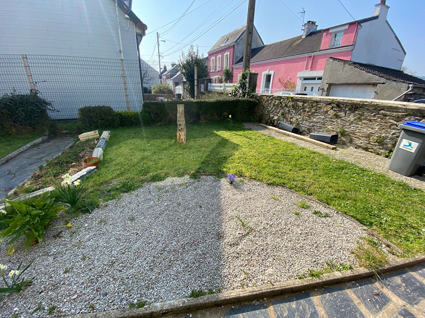 Photo MAISON DE TYPE F5 A LOUER SUR TOURLAVILLE AVEC GARAGE CELLIER CAVE ET JARDIN image 2/6