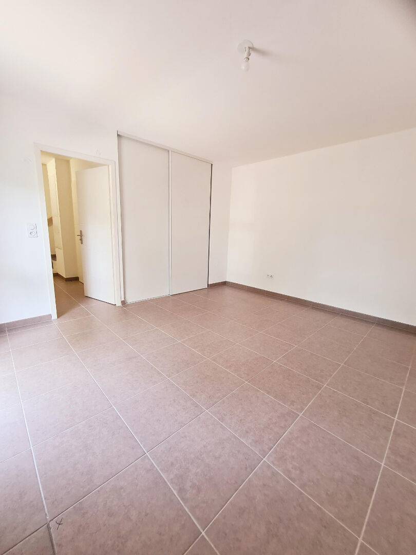 Photo Appartement La Seyne Sur Mer 2 pièces en souplex 55.29 m2 // Idéal PRIMO ACCEDANT image 6/6