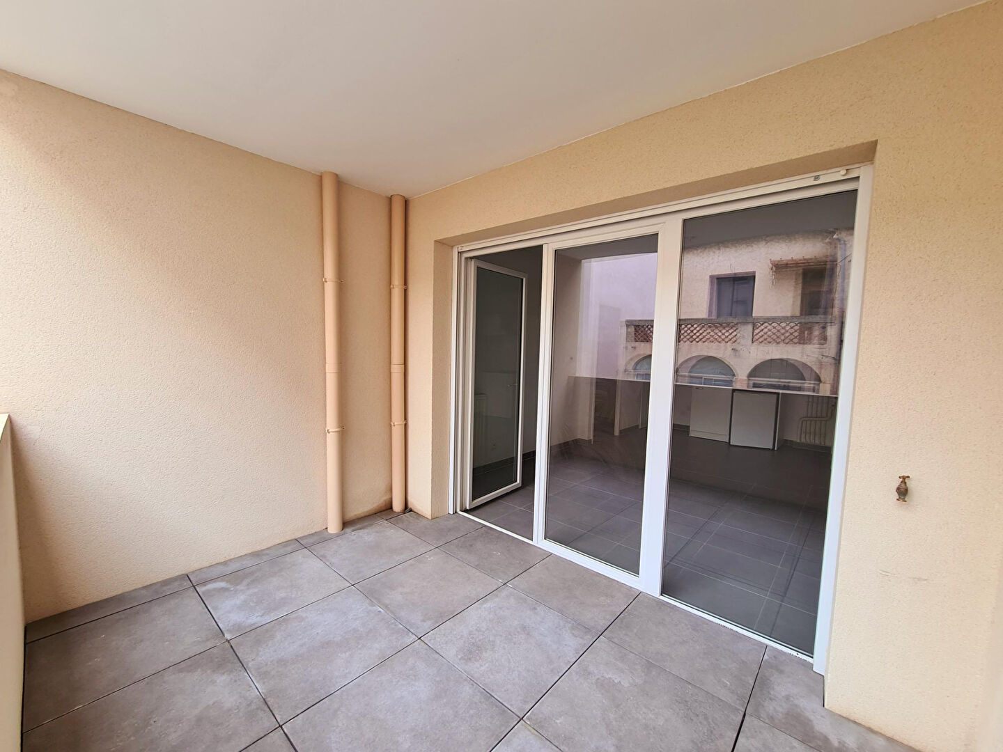 Appartement Toulon 2 pièces 38.06 m2