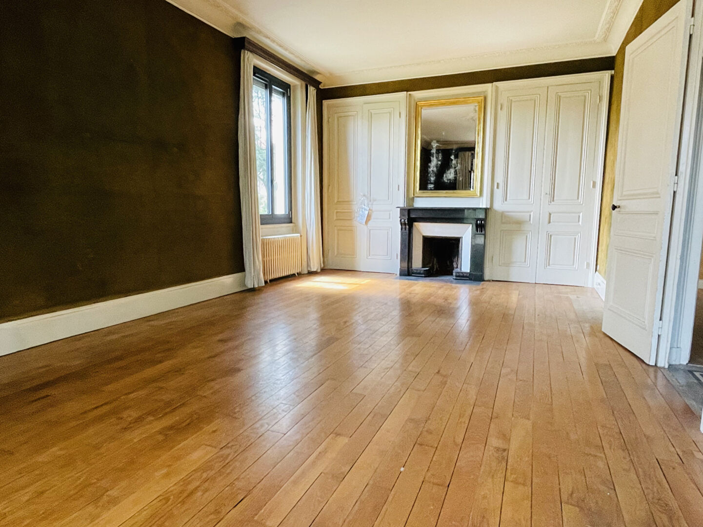 Photo Maison bourgeoise Caluire-et-Cuire 8 pièces 176 m²  sur terrain 750 m² image 5/6