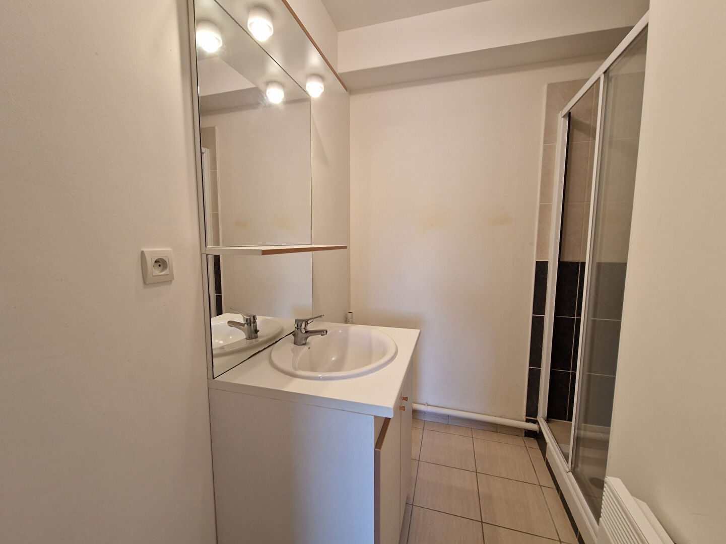 Photo Appartement Le Mesnil Esnard 2 pièces 35 m² avec balcon et parking image 6/6