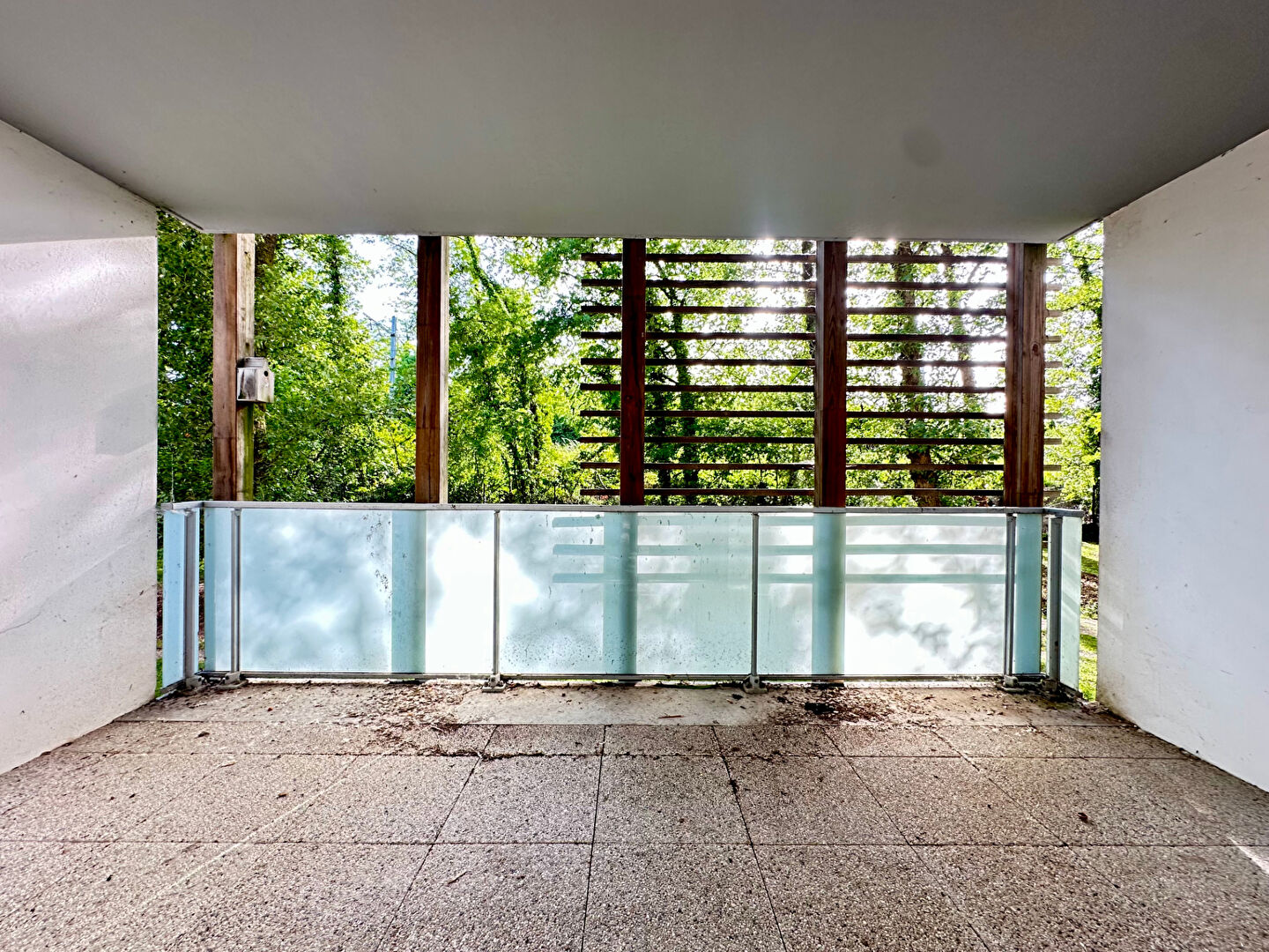 APPARTEMENT T3 AVEC TERRASSE - BRUGES PARC AUSONE