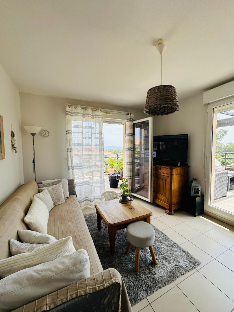 Photo Appartement Roquebrune Sur Argens 2 pièces 40.94 m2 image 4/6