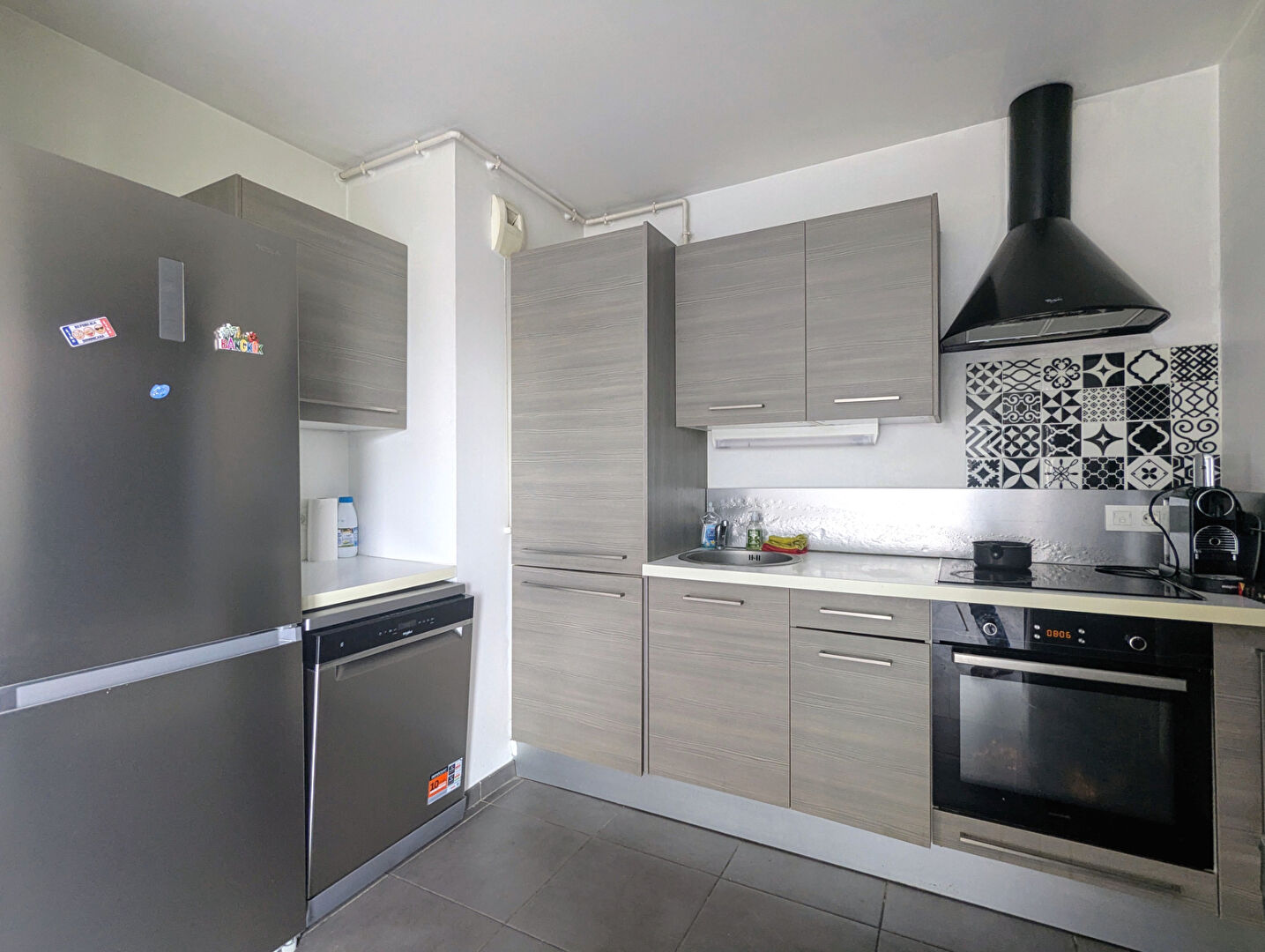 Photo À deux pas du tramway : 2 pièces de 51 m² avec extérieur et parking image 2/4