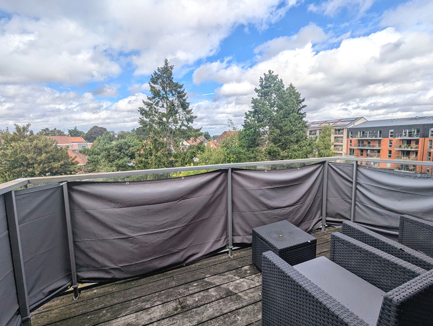 Photo À deux pas du tramway : 2 pièces de 51 m² avec extérieur et parking image 4/4