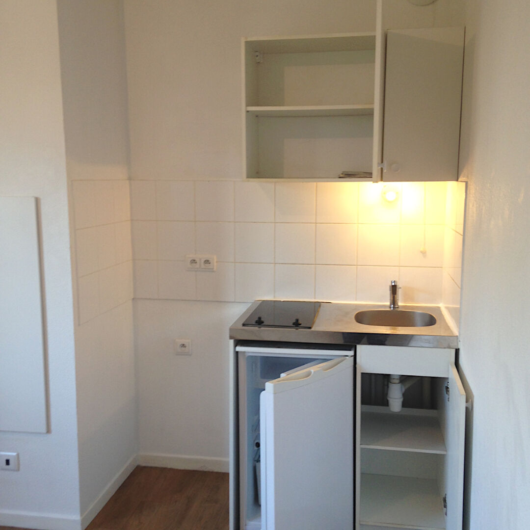 Photo Appartement Villeneuve La Garenne 1 pièce 20 m² image 3/6