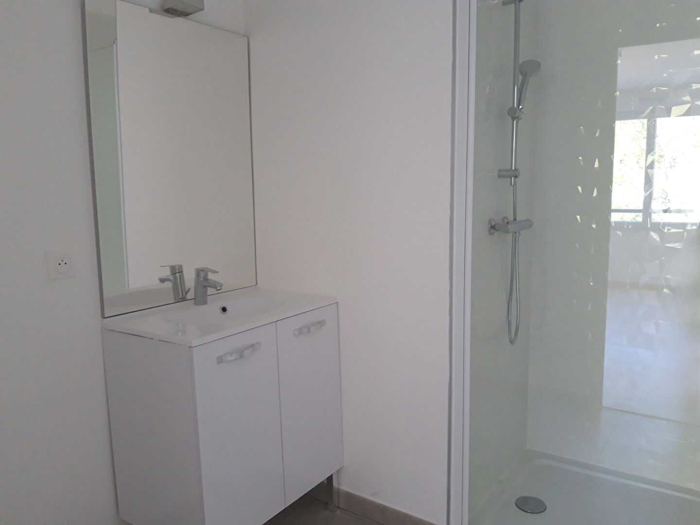 Photo Appartement Saint Leger Du Bourg Denis 2 pièces 40 m² avec balcon et parkings image 6/6