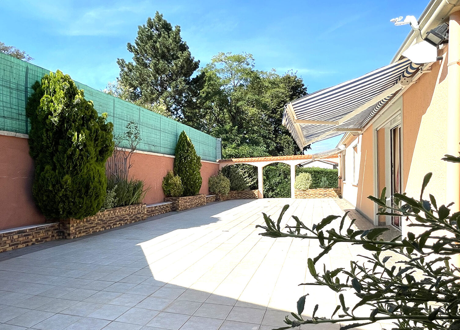 Photo Maison plain-pied Marcilly-d'Azergues 6 pièces 170 m2 image 6/6