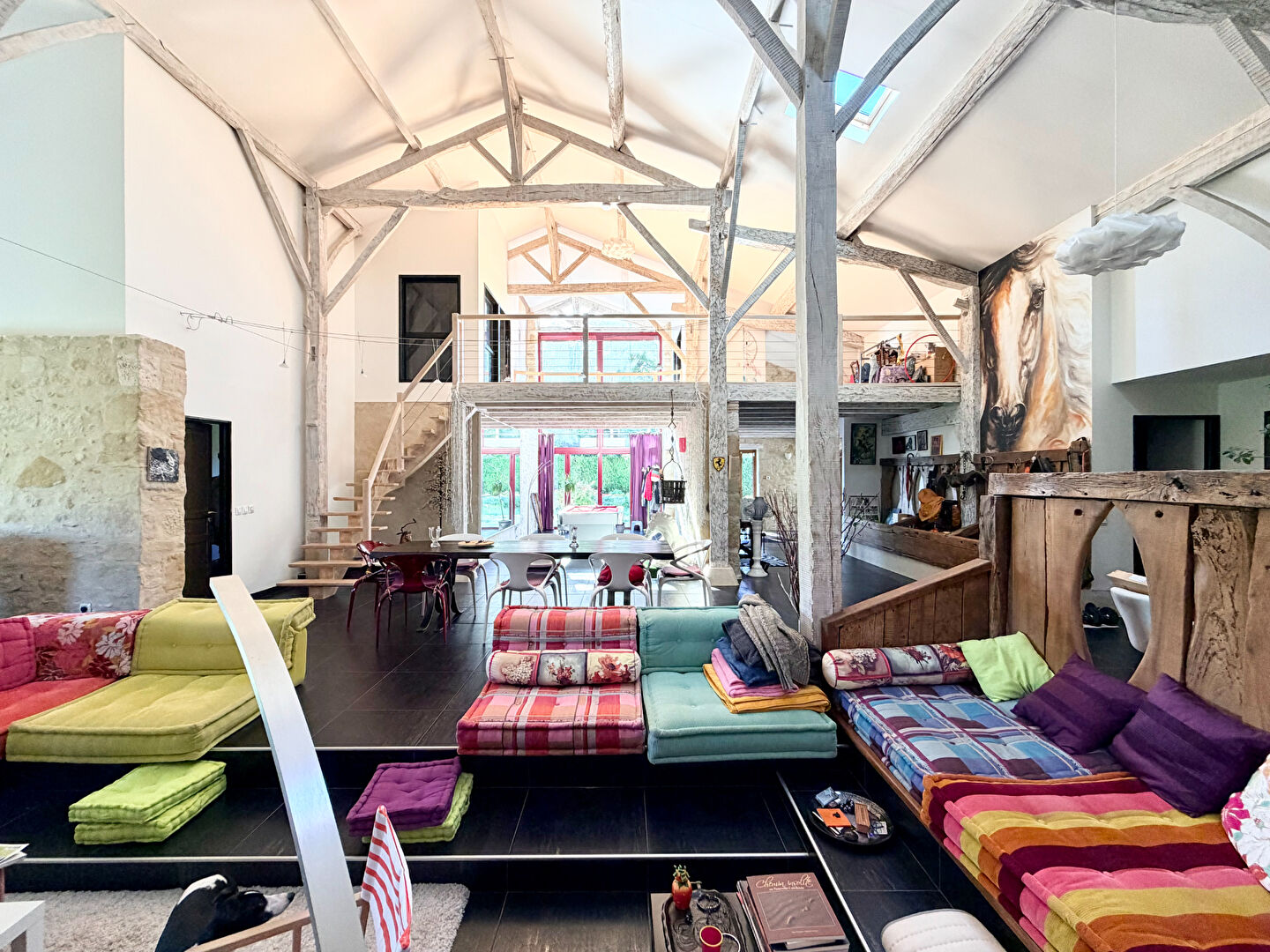 Photo GRANGE RENOVEE PAR ARCHITECTE - 310 M² image 1/6