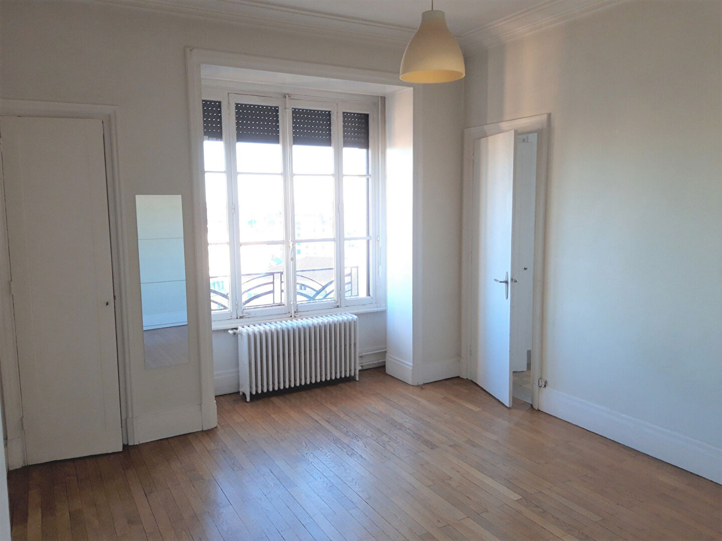 Photo Appartement 2 pièces 62 m² avec cave et grenier à Lyon 3ème image 1/4