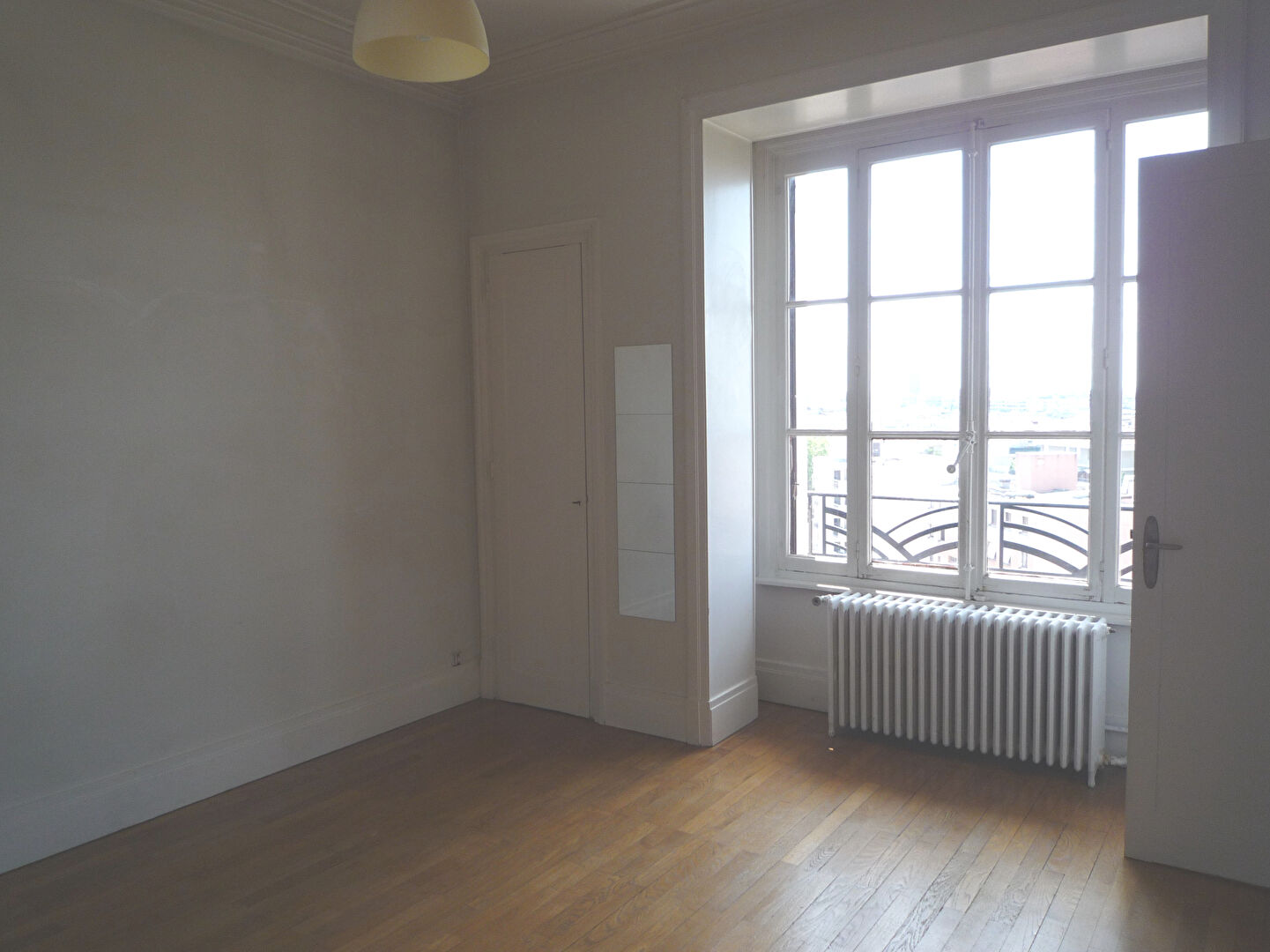Photo Appartement 2 pièces 62 m² avec cave et grenier à Lyon 3ème image 2/4