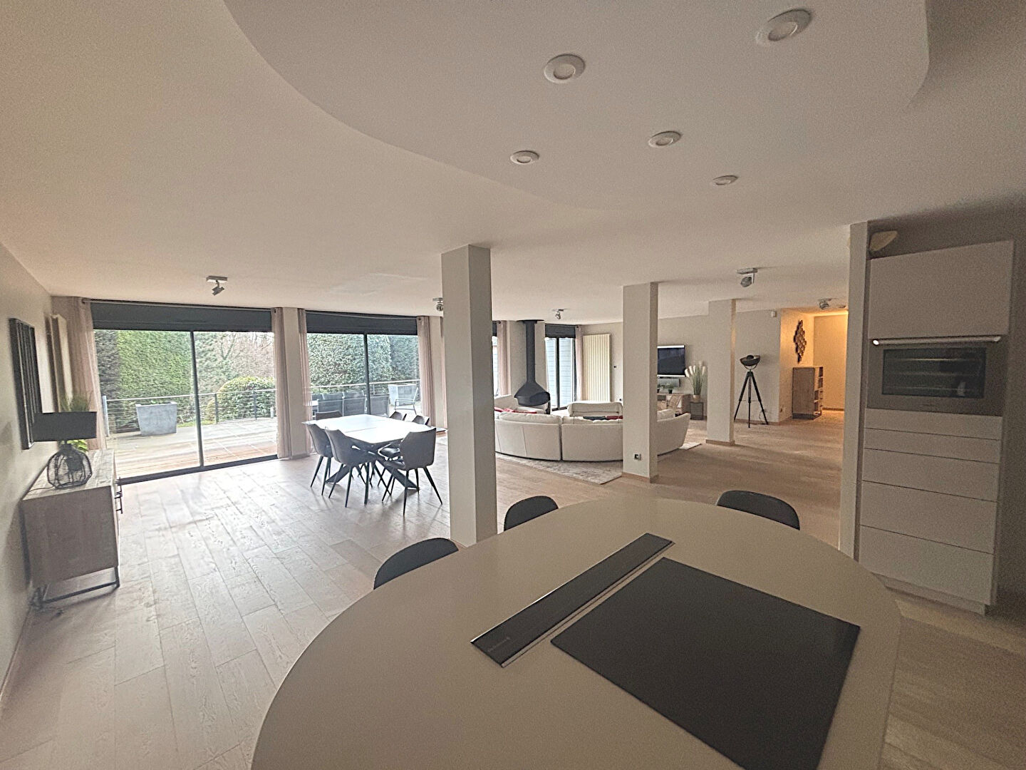 Appartement Duplex Limonest 4 pièces 220 m² avec terrasse et stationnements