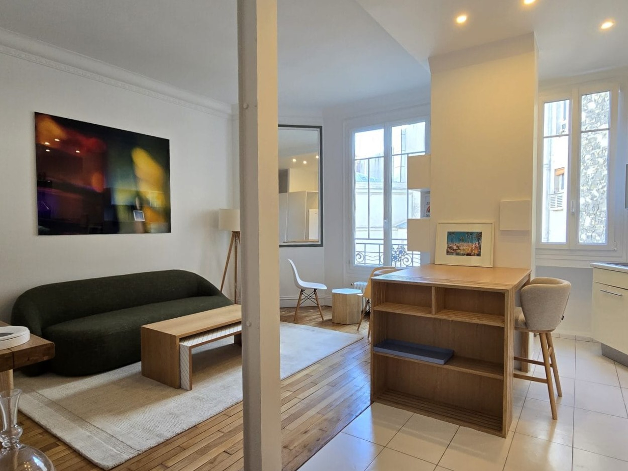 Rennes - Montparnasse -  2 pièces Refait à neuf - Bail Code CIVIL UNIQUEMENT