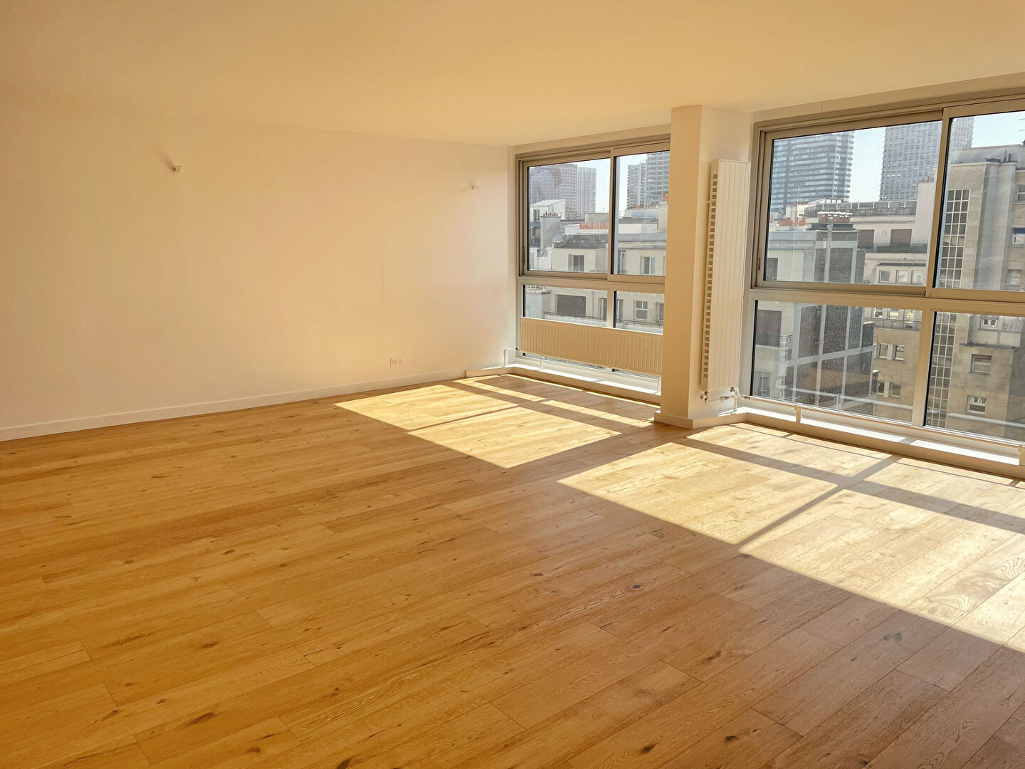 Agence immobilière de QUOD,  ASSOCIES Paris 17eme