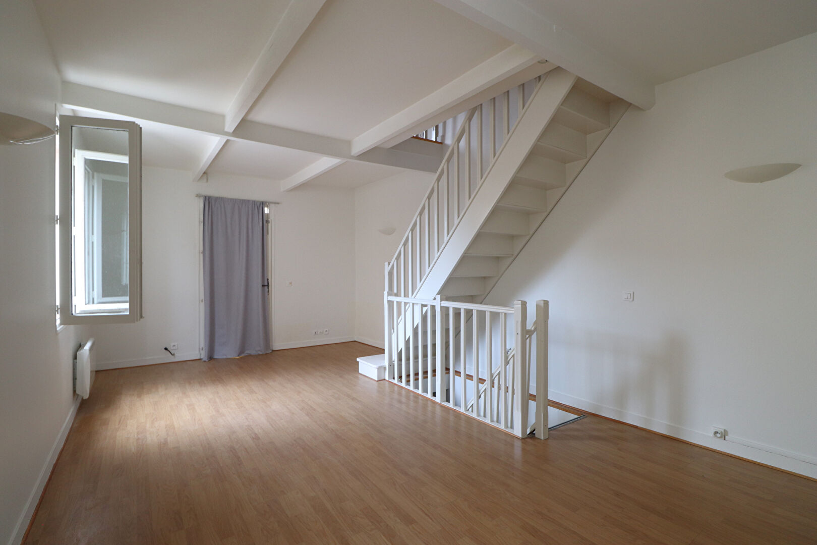 Agence immobilière de QUOD,  ASSOCIES Paris 17eme