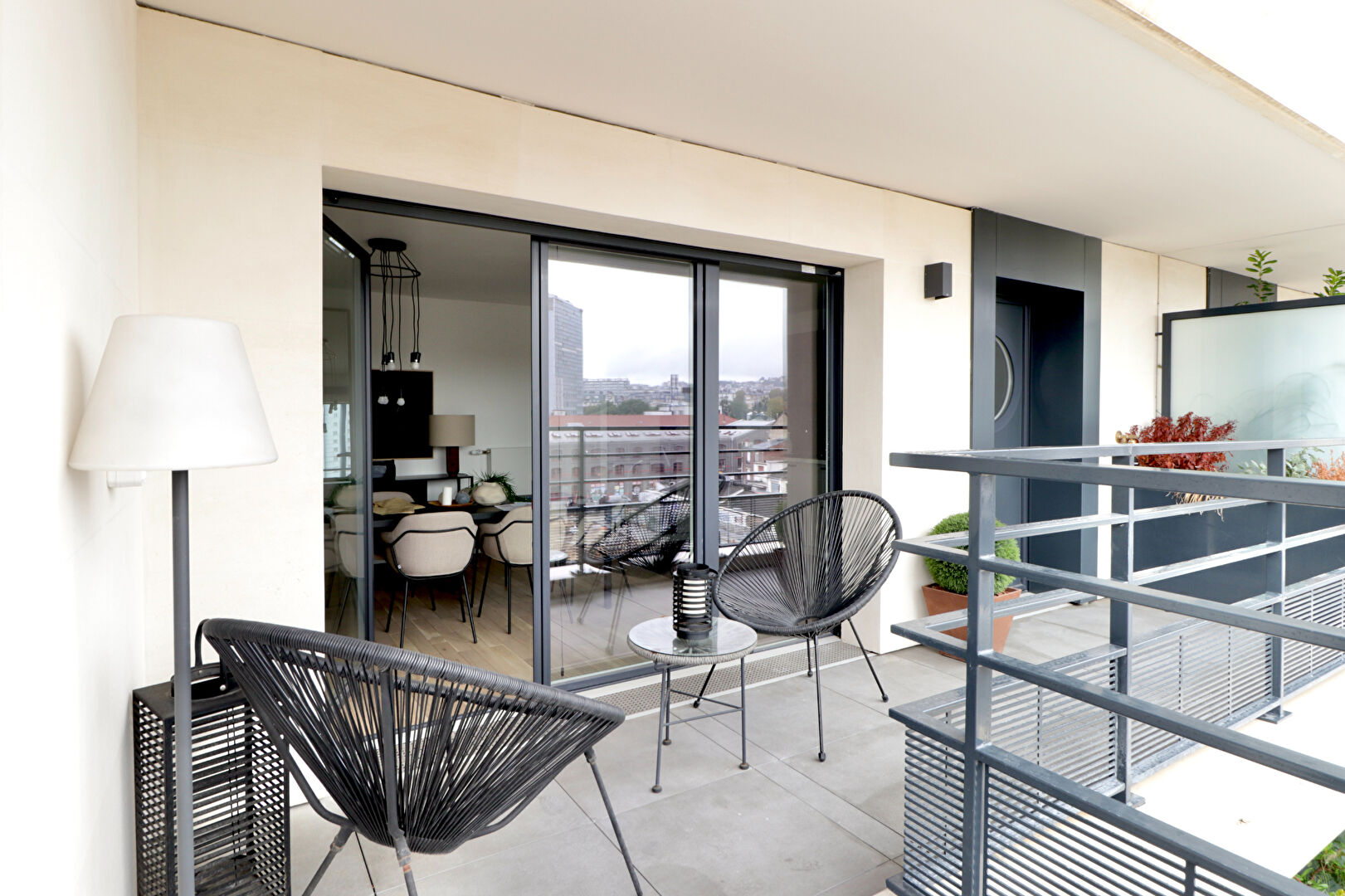 Agence immobilière de QUOD,  ASSOCIES Paris 17eme