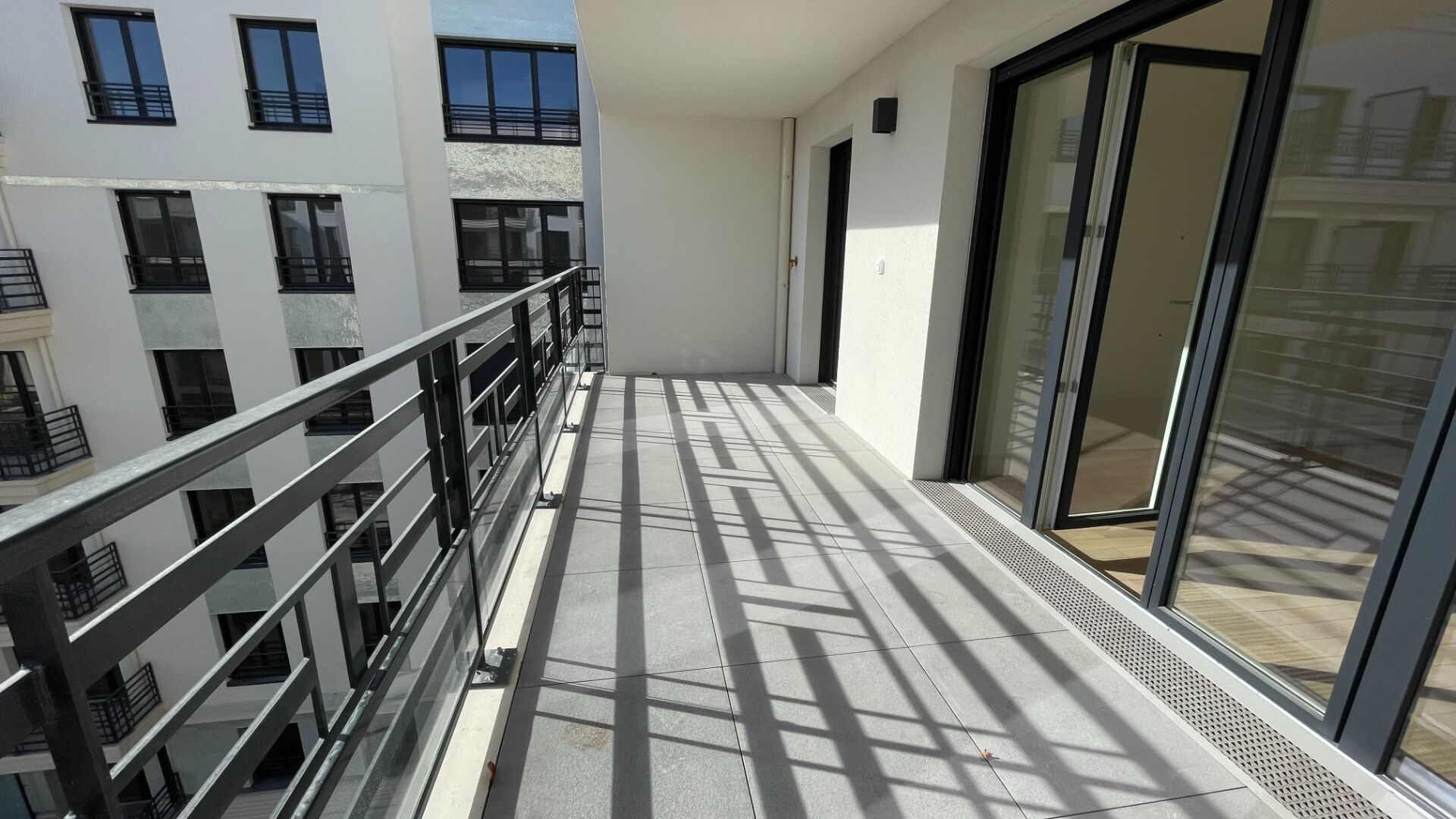 Agence immobilière de QUOD,  ASSOCIES Paris 17eme