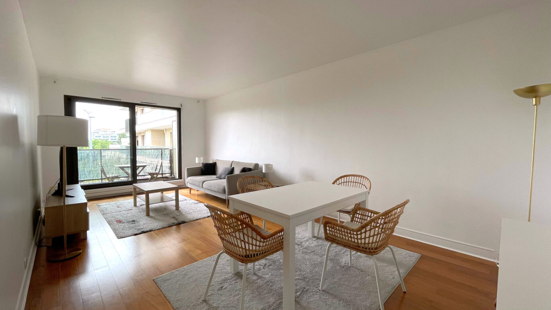 Agence immobilière de QUOD,  ASSOCIES Paris 17eme
