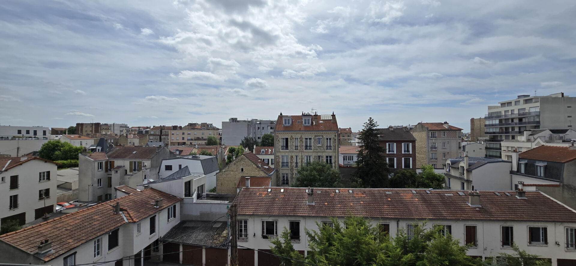 Agence immobilière de QUOD,  ASSOCIES Paris 17eme