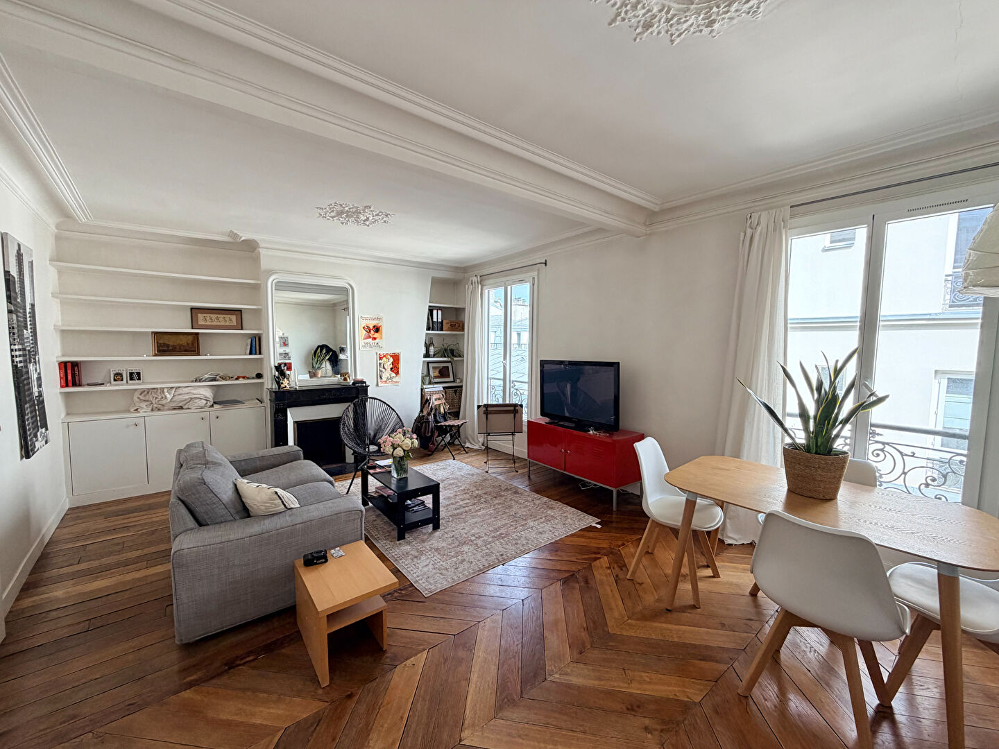 Agence immobilière de QUOD,  ASSOCIES Paris 17eme