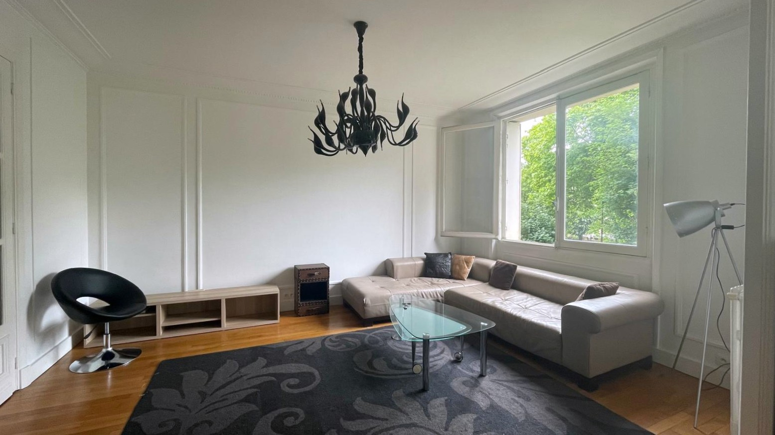 Agence immobilière de QUOD,  ASSOCIES Paris 17eme