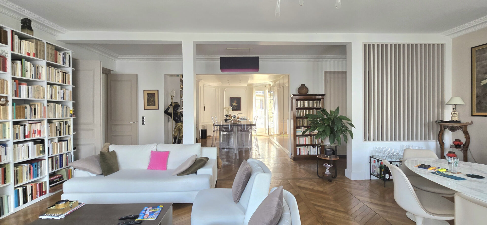 Agence immobilière de QUOD,  ASSOCIES Paris 17eme