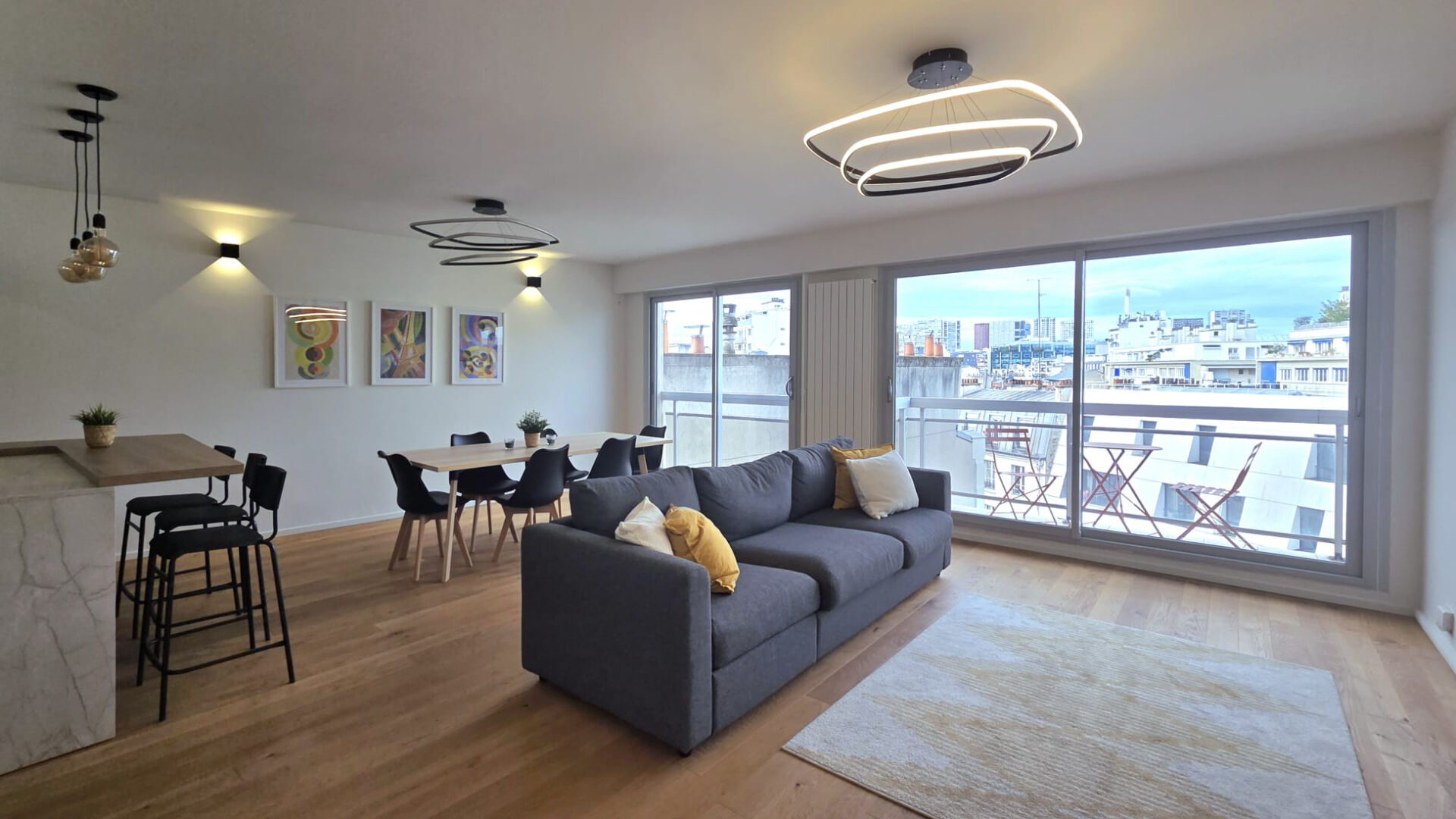 Photo PARIS 15 COMMERCE _         Bel appartement 2 chambres avec balcon 85 m² image 1/6