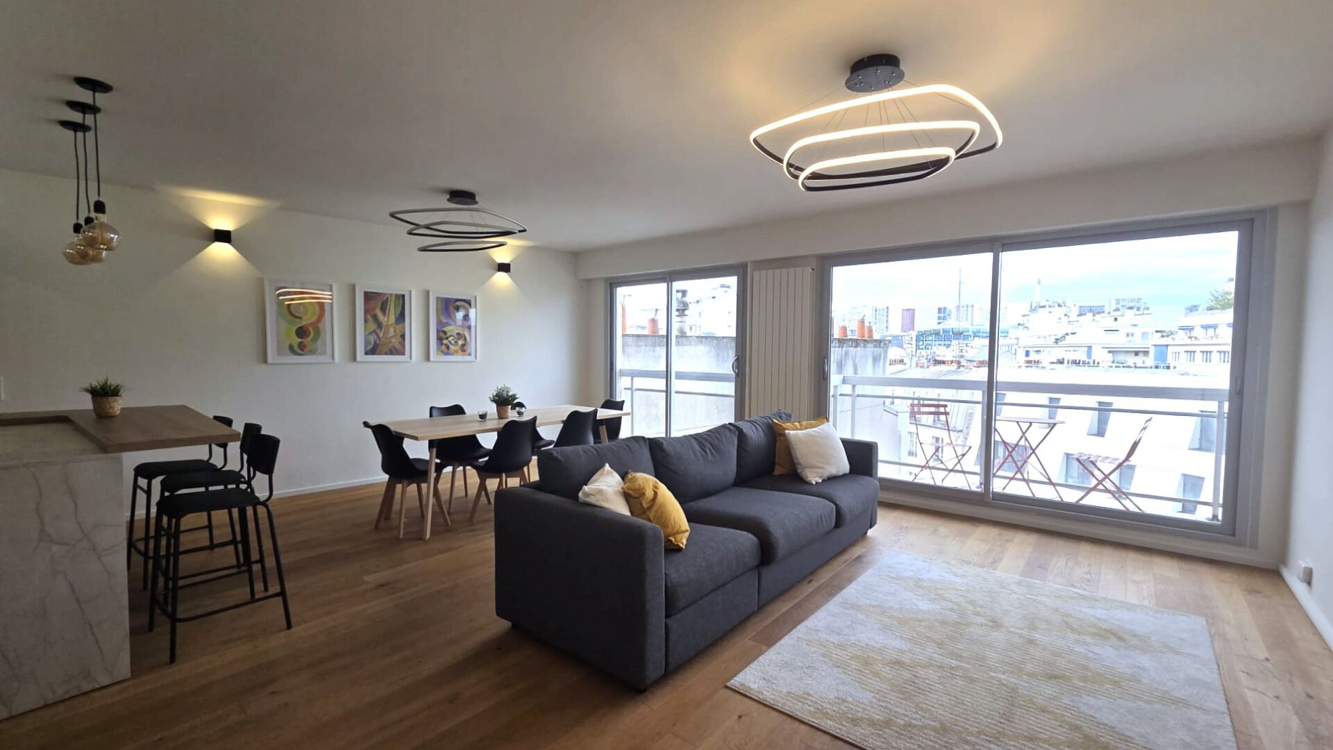 PARIS 15 COMMERCE _         Bel appartement 2 chambres avec balcon 85 m²