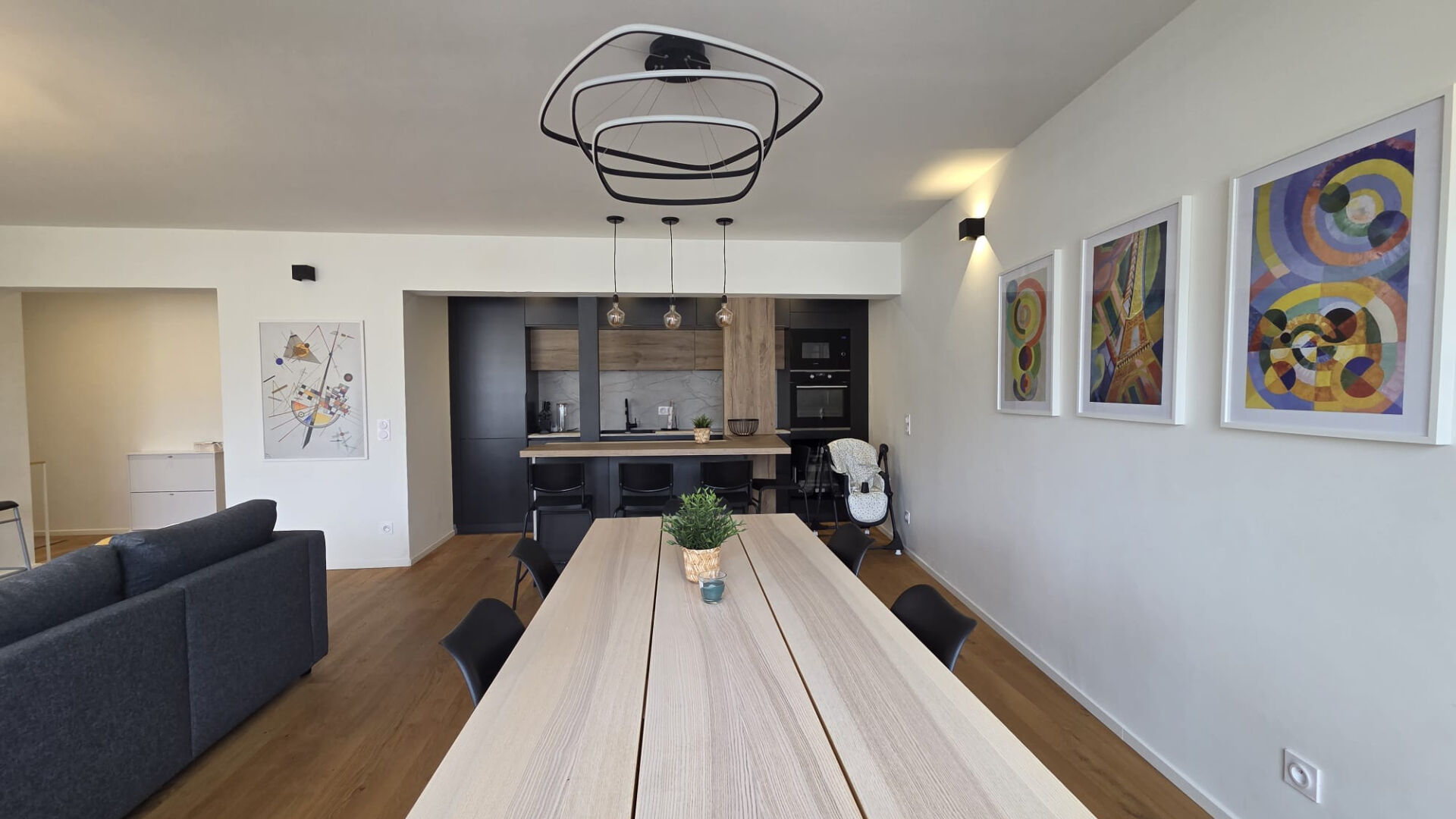 Photo PARIS 15 COMMERCE _         Bel appartement 2 chambres avec balcon 85 m² image 6/6