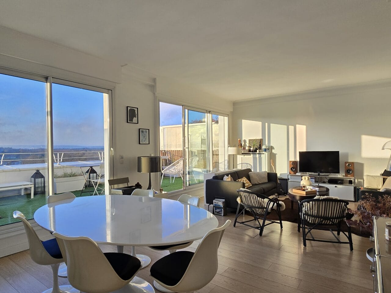 Photo André Maurois - Appartement 2 pièces - Terrasse Vue Tour Eiffel image 2/6