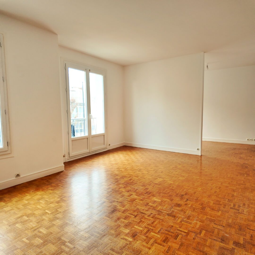 Agence immobilière de QUOD,  ASSOCIES Paris 17eme