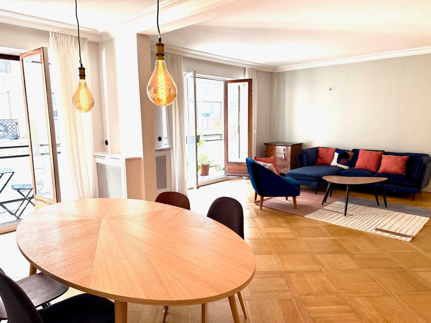 Agence immobilière de QUOD,  ASSOCIES Paris 17eme