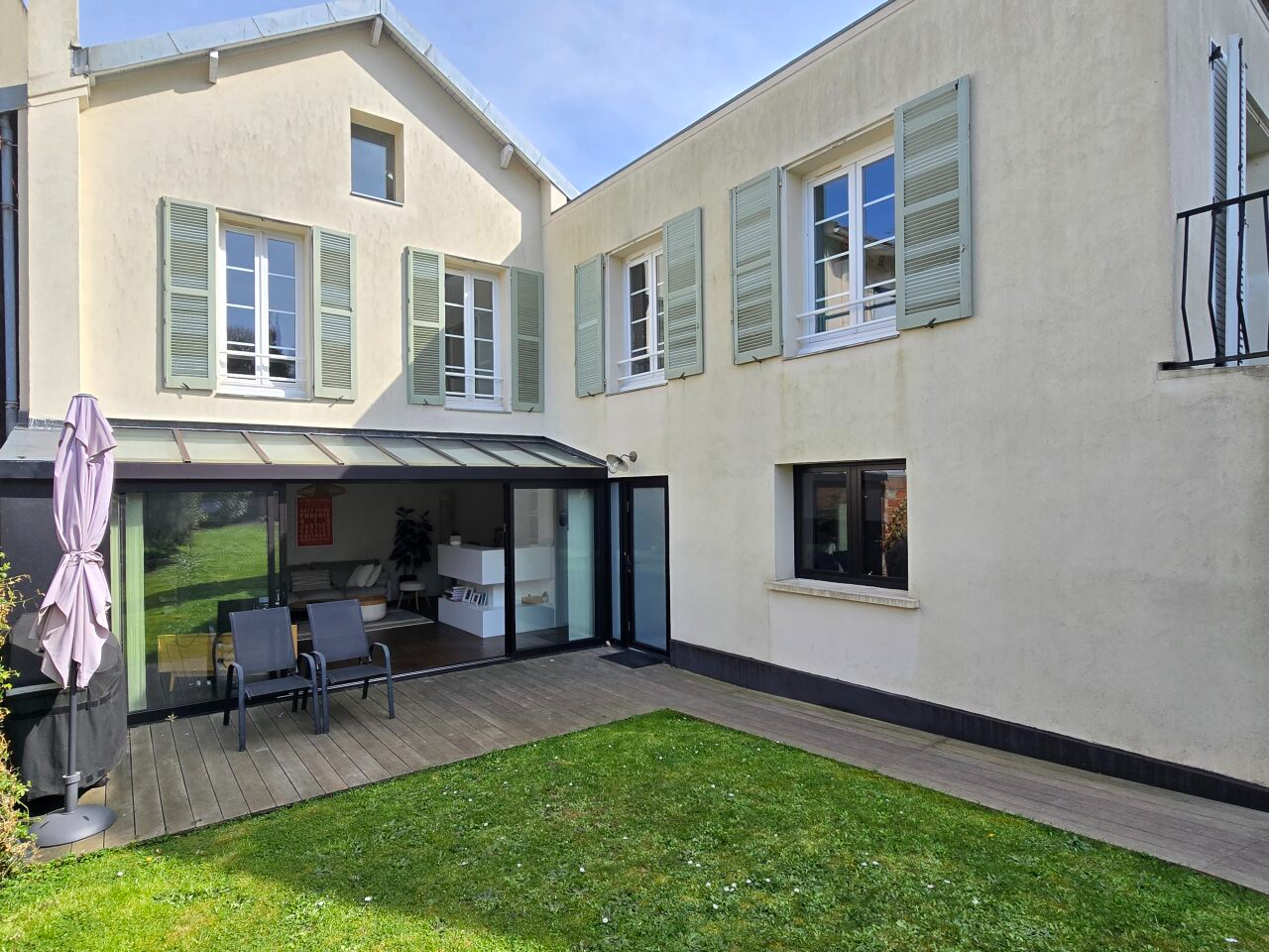 Agence immobilière de QUOD,  ASSOCIES Paris 17eme