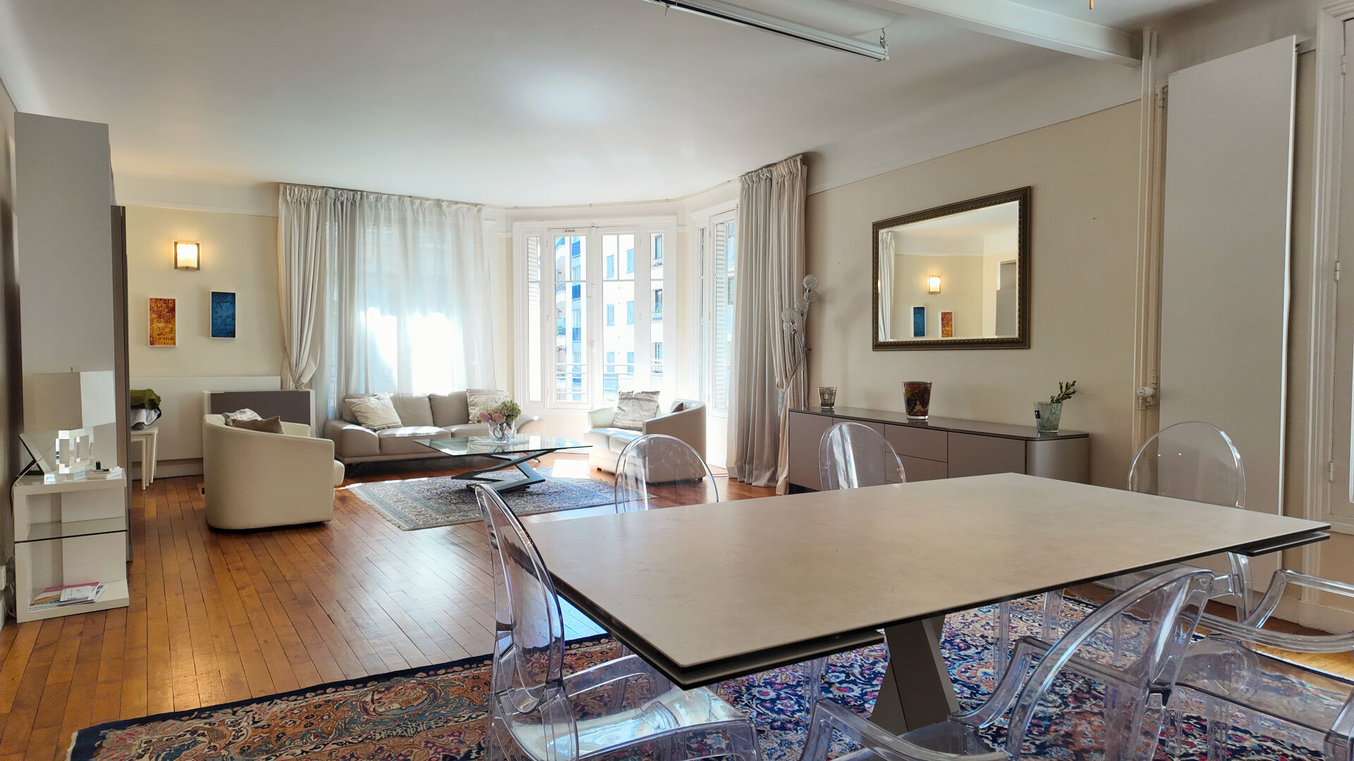 Agence immobilière de QUOD,  ASSOCIES Paris 17eme