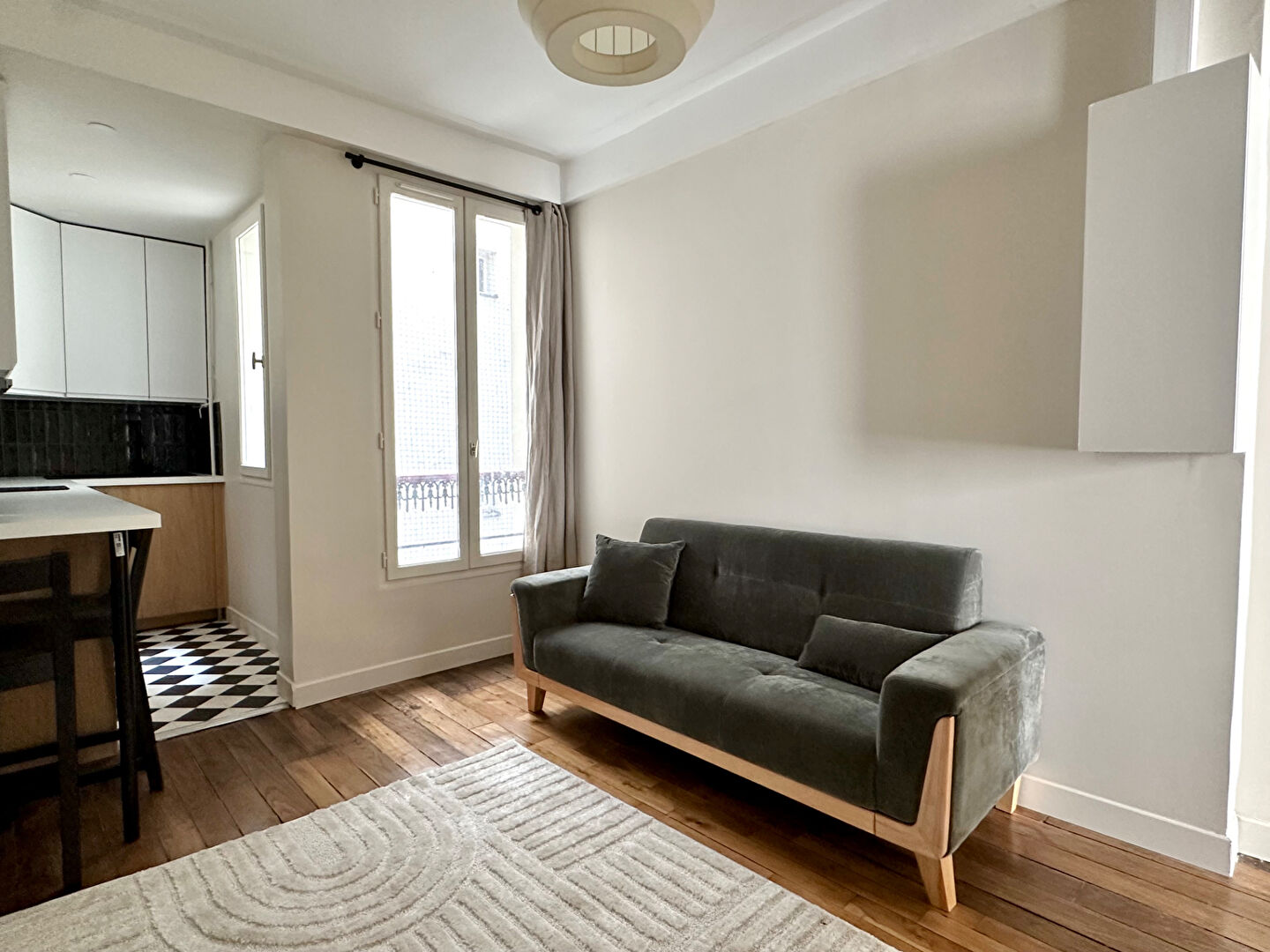 Agence immobilière de QUOD,  ASSOCIES Paris 17eme