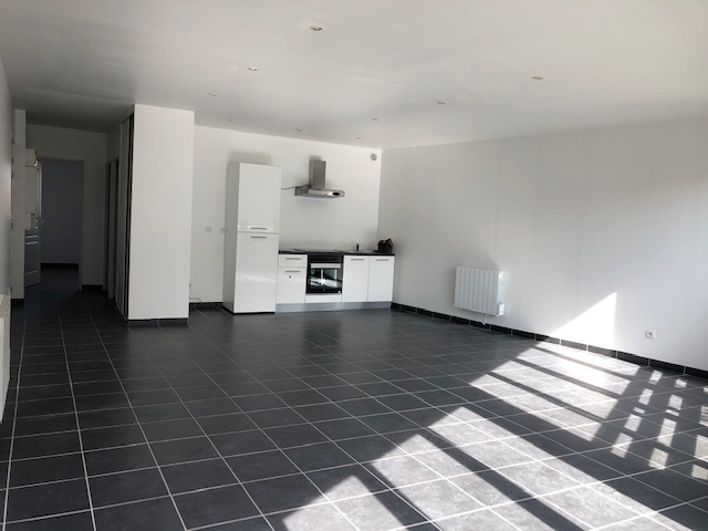 Photo Appartement Beaucroissant 2 pièce(s) 67.44 m2 image 2/6