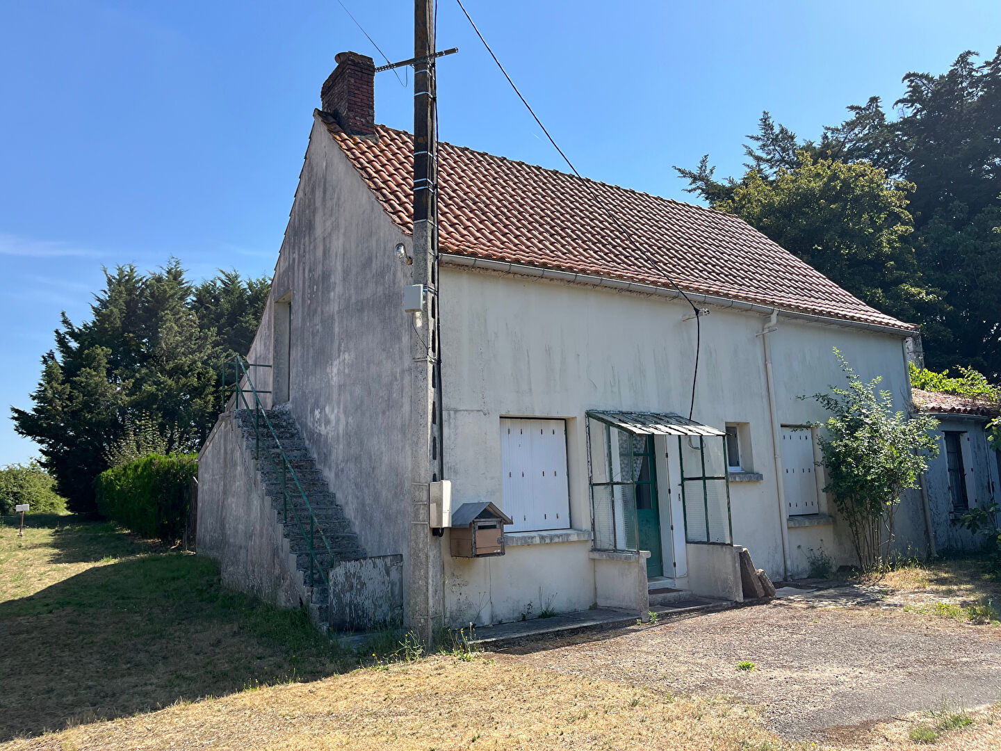 Saint Christophe Du Ligneron - Maison 3 pièces 66 m2 grenier aménageable - garage et cave