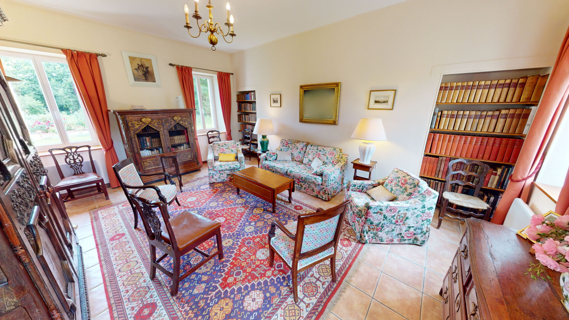 Photo DOMAINE AVEC 2 HABITATIONS ET 3 DÉPENDANCES - 4,5 HA - 7 KMS BAYEUX NORD-OUEST image 6/6