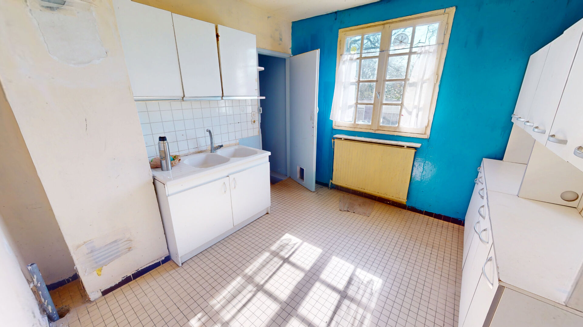 Photo MAISON SUR SOUS-SOL DE 92 M2 - 3940 M2 DE TERRAIN - 3 KMS DE BAYEUX image 3/6