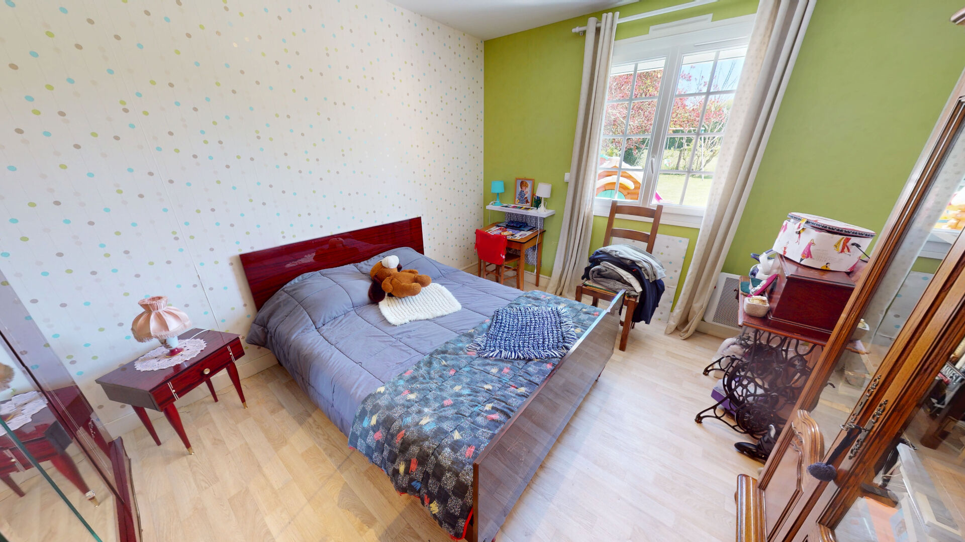 Photo MAISON 5 CHAMBRES - SOUS-SOL COMPLET - VALAMBRAY image 6/6