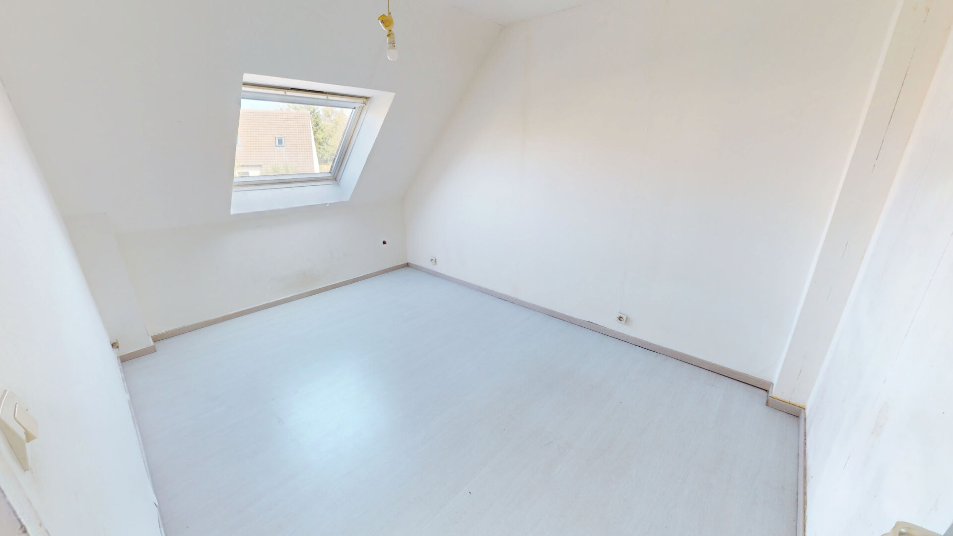 Photo MAISON INDIVIDUELLE - GARAGE - CROISSANVILLE image 5/6