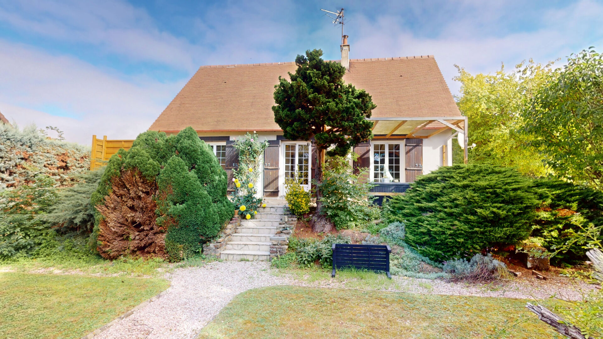 MAISON AVEC VIE DE PLAIN-PIED SUR SOUS-SOL COMPLET - 4 CHAMBRES - PROCHES COMMODITÉS